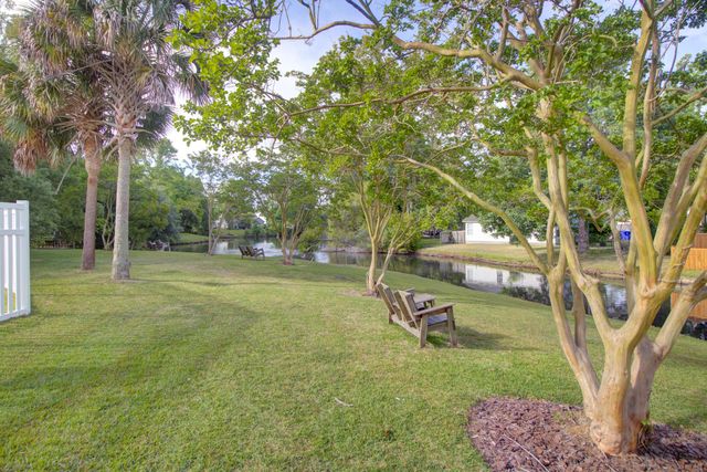 8551 Lake Marion Drive, North Charleston, SC 29406