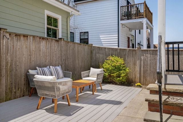 23 Franklin St 2, Somerville, MA 02145