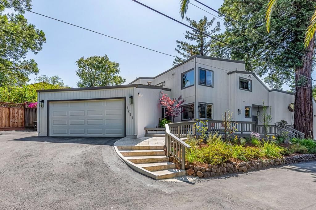 1231 Gronwall Lane, Los Altos, CA 94024