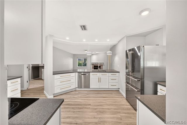 3238 S Rose Avenue, Inverness, FL 34450
