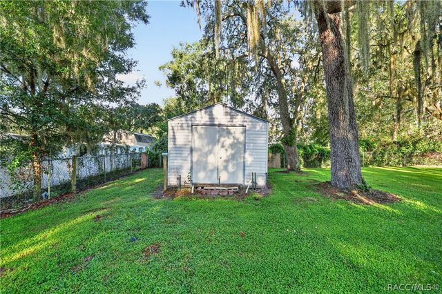 3238 S Rose Avenue, Inverness, FL 34450