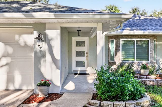 3238 S Rose Avenue, Inverness, FL 34450