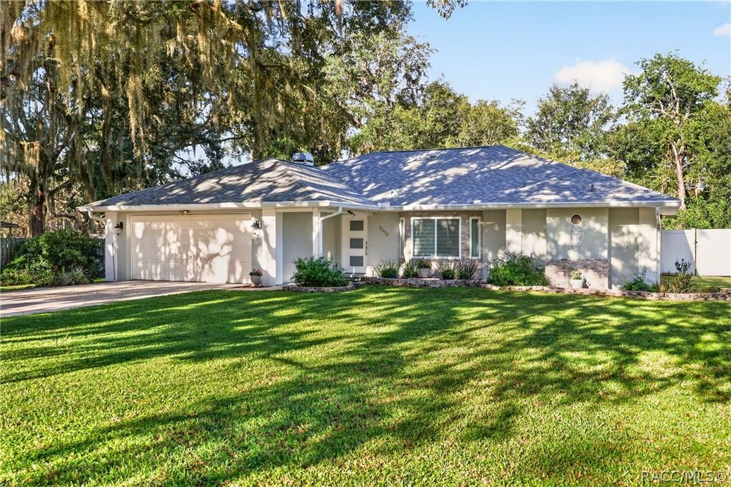 3238 S Rose Avenue, Inverness, FL 34450
