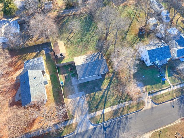 912 E Eufaula Street, Norman, OK 73071