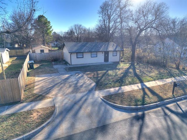 912 E Eufaula Street, Norman, OK 73071