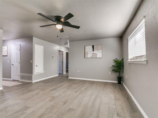 912 E Eufaula Street, Norman, OK 73071