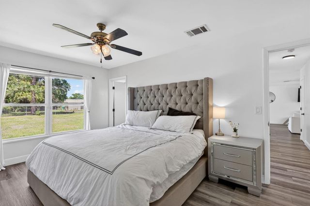 161 SW Dalva Avenue, Port St. Lucie, FL 34984