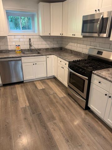 278 E QUEEN LN, Philadelphia, PA 19144