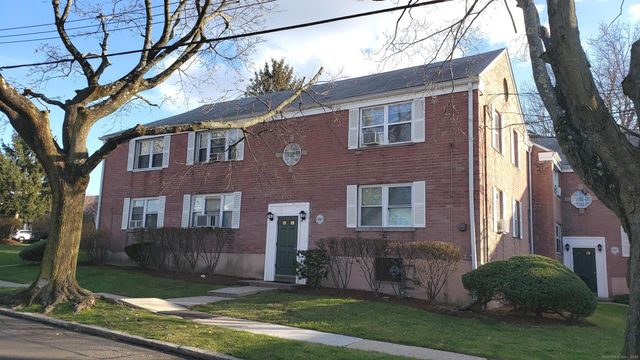 29 Standish Road APT 3, Stamford, CT 06902