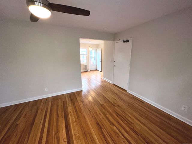 29 Standish Road APT 3, Stamford, CT 06902