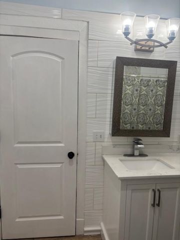 6932 S Calumet Avenue, Chicago, IL 60637