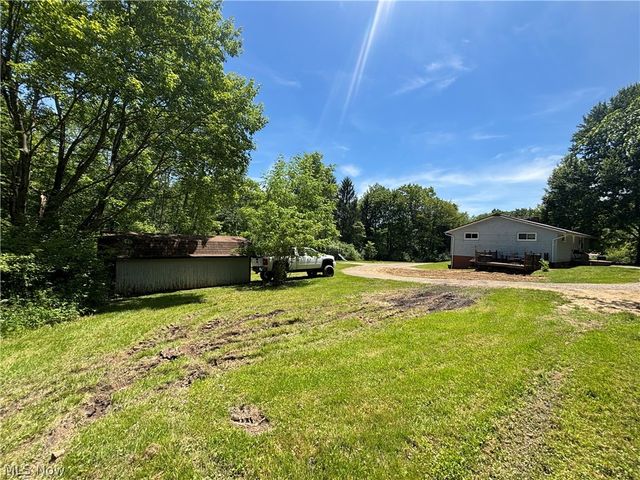 6601 Mapleton Street SE, East Canton, OH 44730