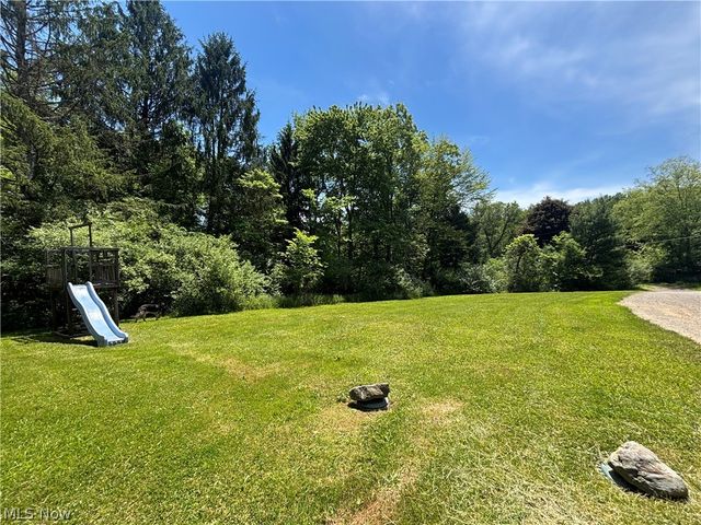 6601 Mapleton Street SE, East Canton, OH 44730