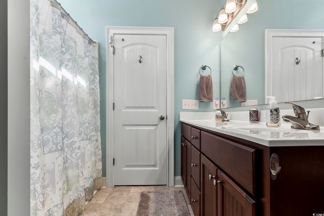 212 Baylee Circle, Galivants Ferry, SC 29544