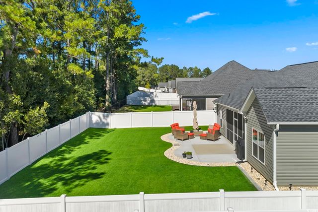 212 Baylee Circle, Galivants Ferry, SC 29544
