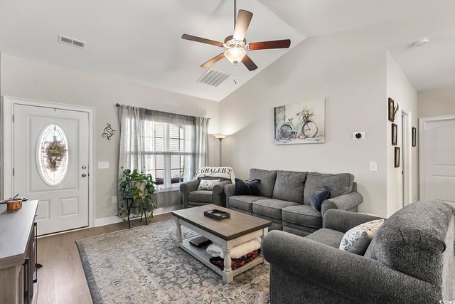 212 Baylee Circle, Galivants Ferry, SC 29544