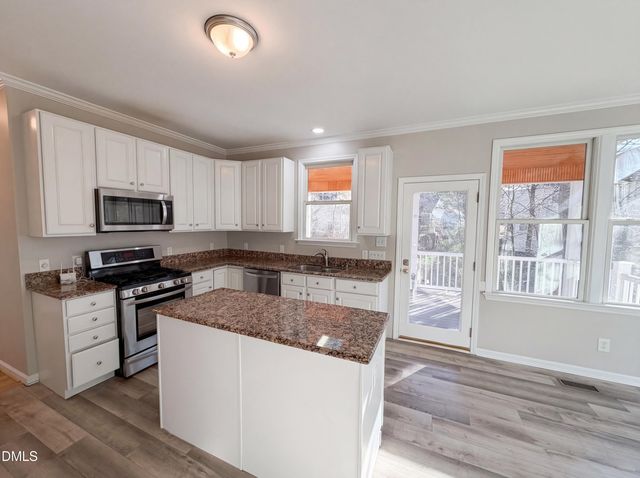 304 Arlington Ridge Ridge, Cary, NC 27513