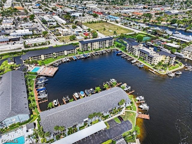 4703 SE 17th PL 404, Cape Coral, FL 33904