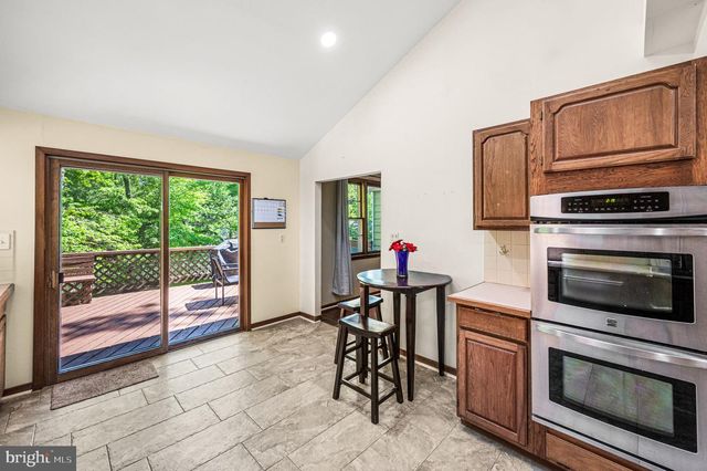 44 HICKORY DR, Churchville, PA 18966