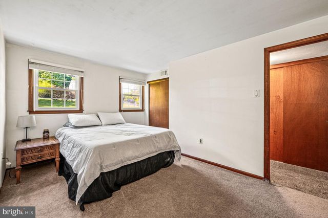 44 HICKORY DR, Churchville, PA 18966