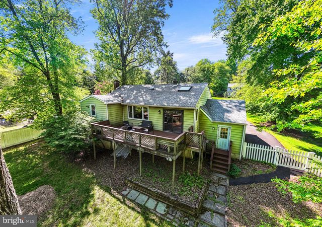 44 HICKORY DR, Churchville, PA 18966