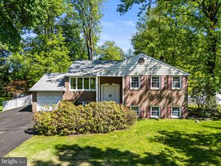 44 HICKORY DR, Churchville, PA 18966