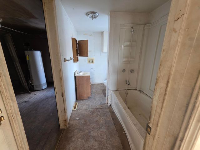 1217 W 10th Street, Michigan City, IN 46360