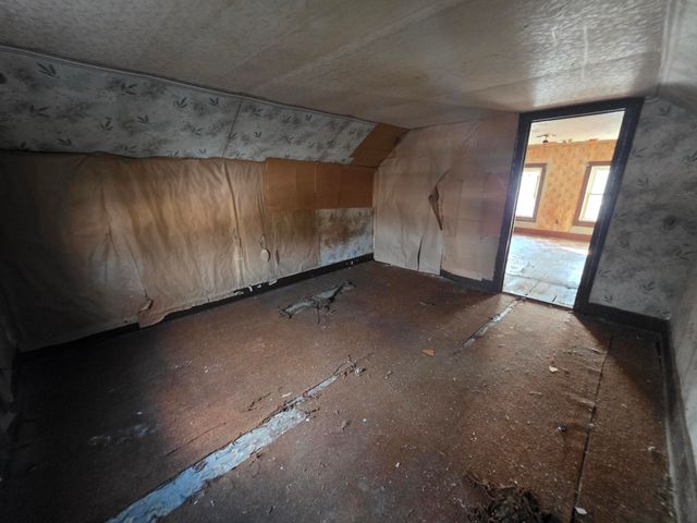 1217 W 10th Street, Michigan City, IN 46360