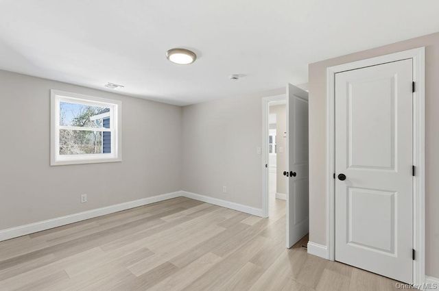 452 Montauk Highway, East Quogue, NY 11942