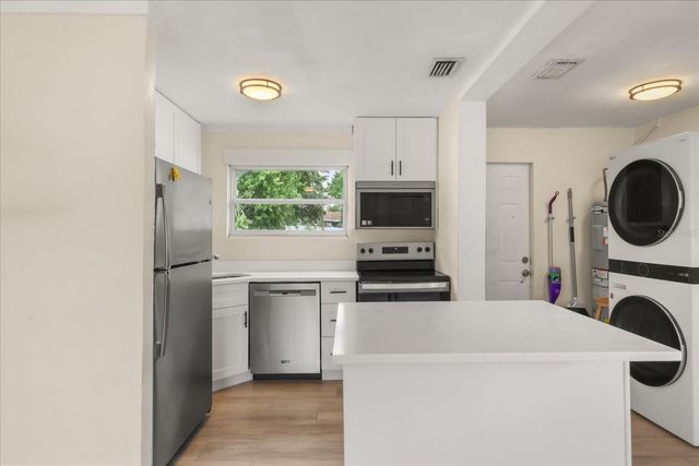 4073 NIMONS STREET, Orlando, FL 32811