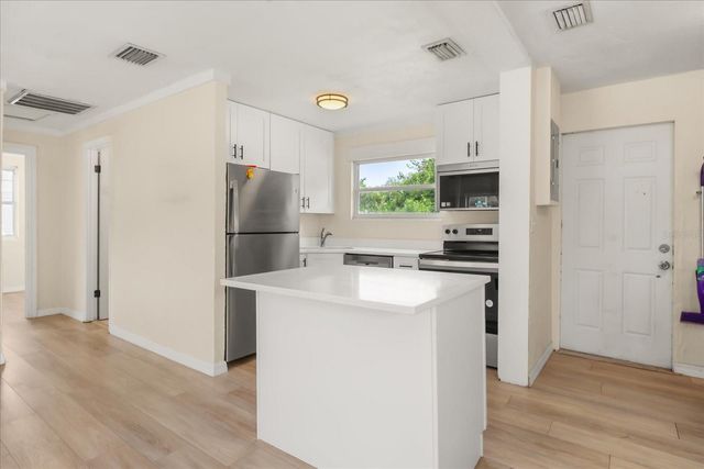 4073 NIMONS STREET, Orlando, FL 32811