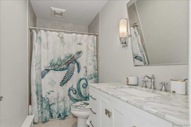 949 Union Street, Bohemia, NY 11716