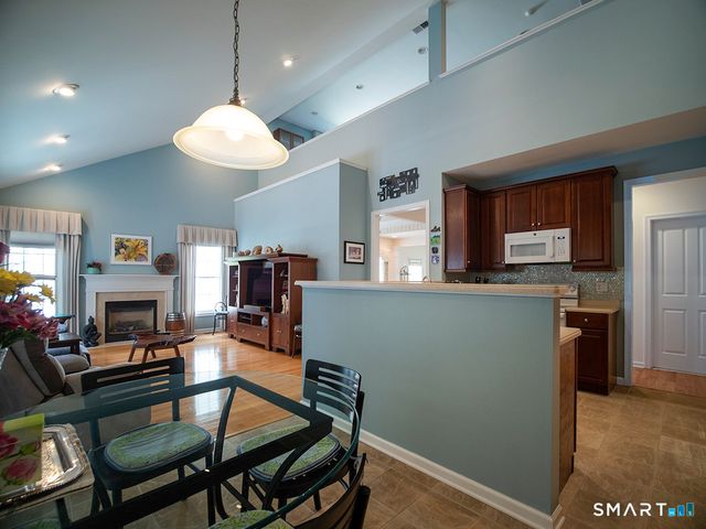 3 Wadsworth Lane, Cheshire, CT 06410