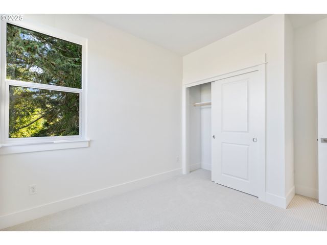 15612 Nw RAYWOOD Ln L30, Portland, OR 97229