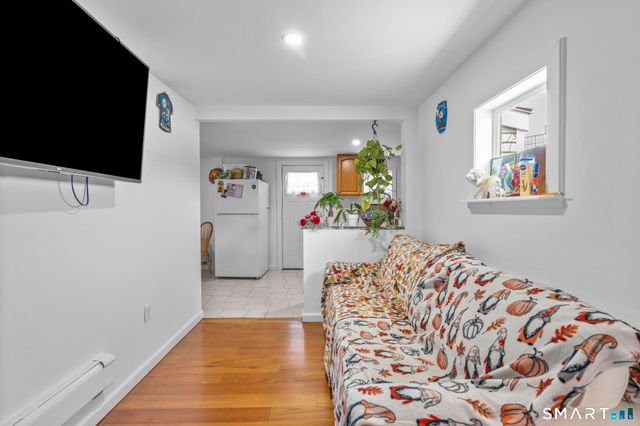 19 Davenport Street, Stamford, CT 06902