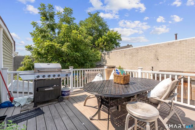 19 Davenport Street, Stamford, CT 06902