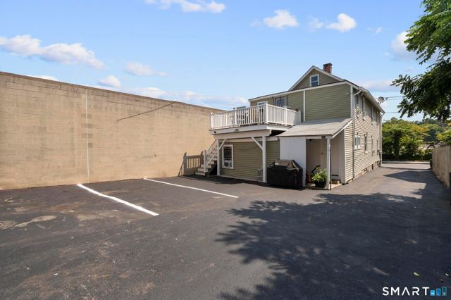 19 Davenport Street, Stamford, CT 06902