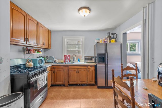 19 Davenport Street, Stamford, CT 06902