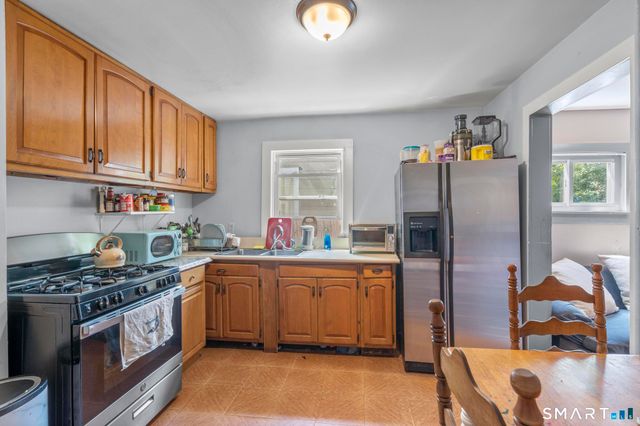 19 Davenport Street, Stamford, CT 06902