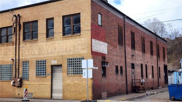 2121 5th Ave, Mckeesport, PA 15132