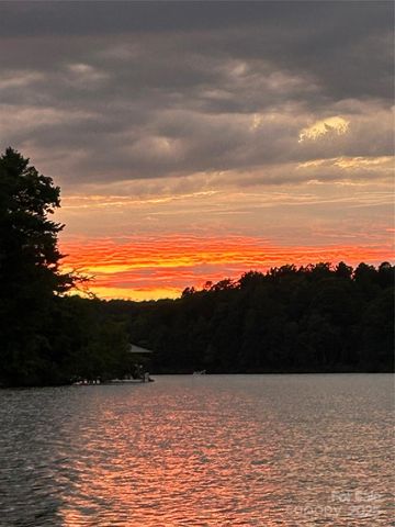 1461 Sunset Point Drive, Connelly Springs, NC 28612