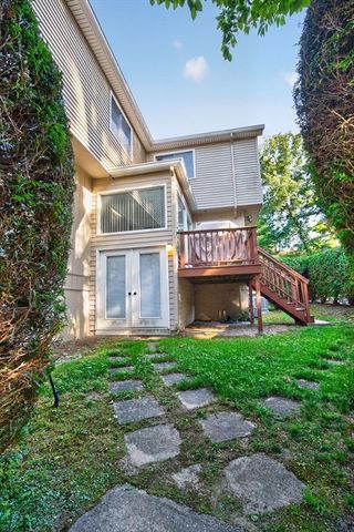 83 Arrowhead Cir 83, Ashland, MA 01721
