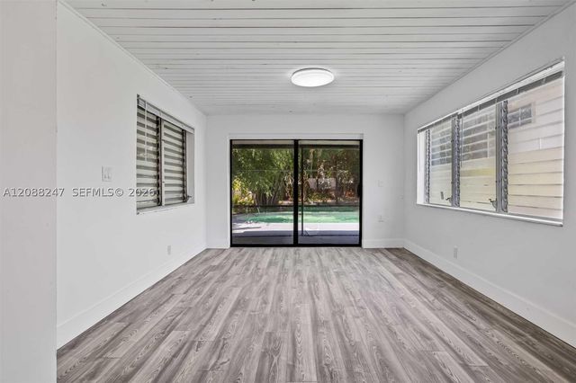 2517 Polk St, Hollywood, FL 33020
