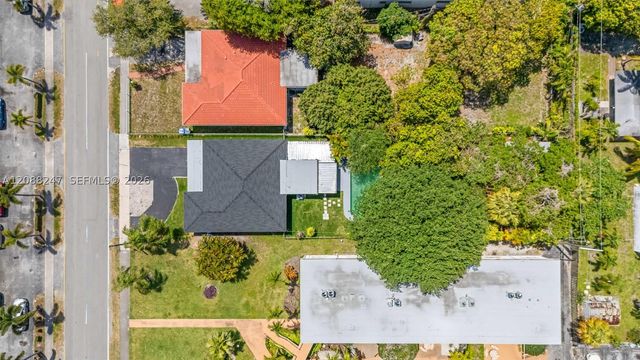2517 Polk St, Hollywood, FL 33020
