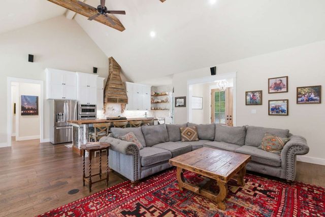 1012 Cheyenne Road, Poolville, TX 76487