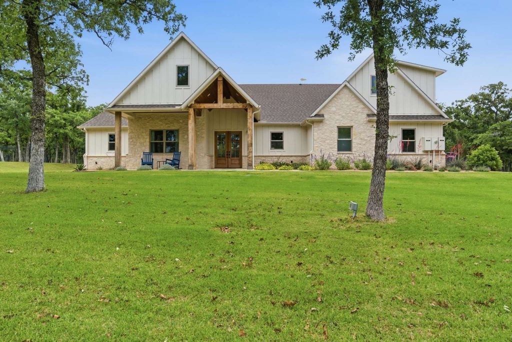1012 Cheyenne Road, Poolville, TX 76487