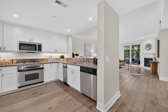 1155 Merrill Street 104, Menlo Park, CA 94025