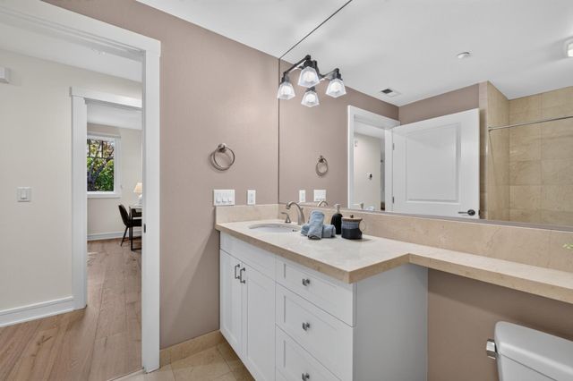 1155 Merrill Street 104, Menlo Park, CA 94025