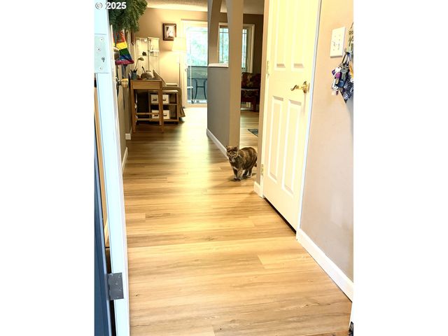 29700 Sw COURTSIDE Dr 43, Wilsonville, OR 97070