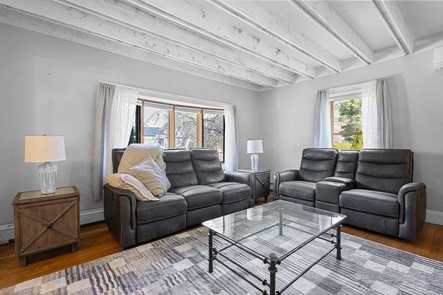 52 Morse St, Foxboro, MA 02035